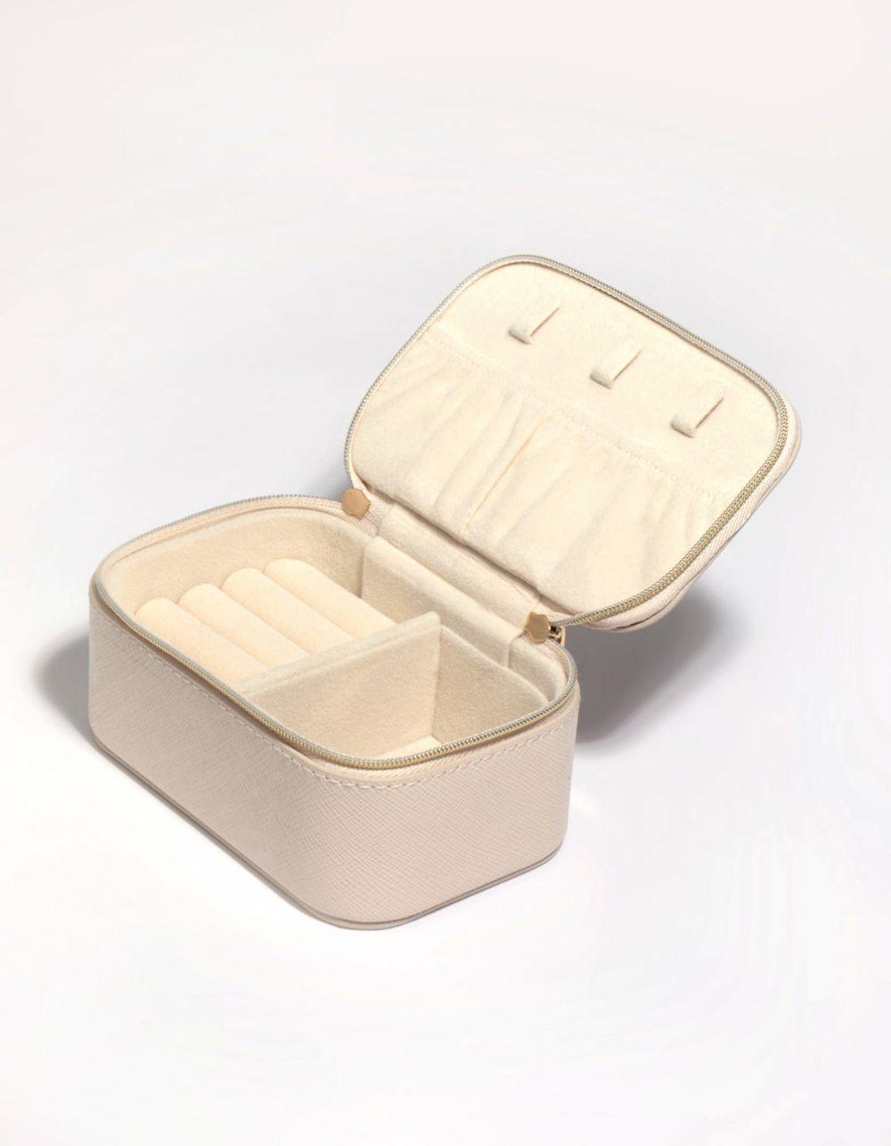 Cream Faux Leather Rectangle Jewellery Box Accessories